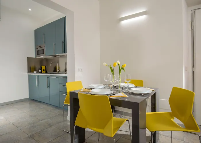 Hotel Gcf Luxury Suites,