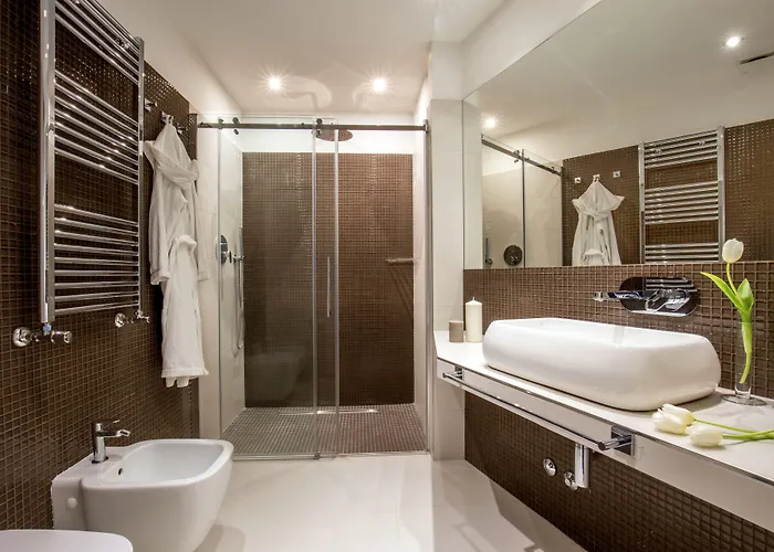 Hotel Gcf Luxury Suites, *